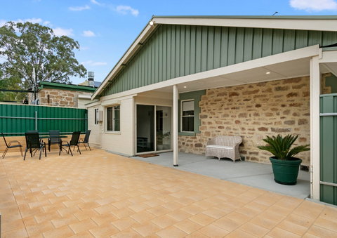 Williamstown Bed & Breakfast - Accommodation Bookings 1