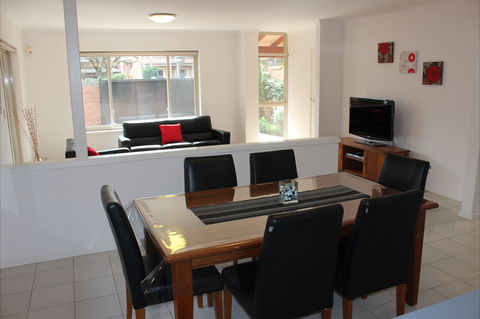 Adelaide Serviced Accommodation - Childers House - Accommodation Bookings 2