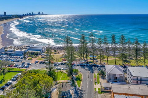 Bujerum Apartments On Burleigh - Accommodation Bookings 0