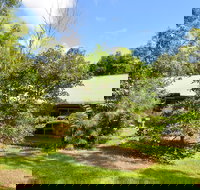 Bushland Cottages and Lodge Yungaburra - Accommodation Bookings