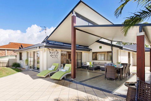 Fran, Private Jetty On Port Canals - Accommodation Bookings 1