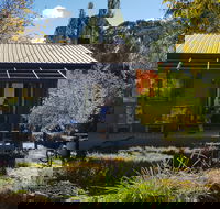 Mountain River House - Accommodation Bookings