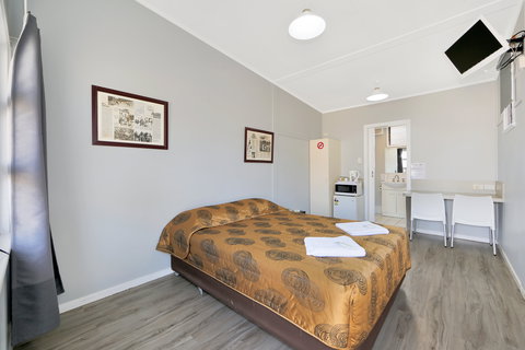 Ned Kelly's Motel - Accommodation Bookings 1