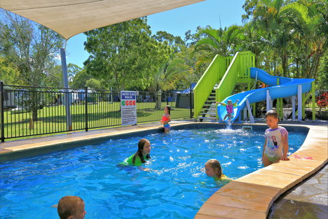 Poona Palms Holiday Park - Accommodation Bookings 1