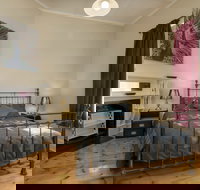 Strother's Farm House - Accommodation Bookings