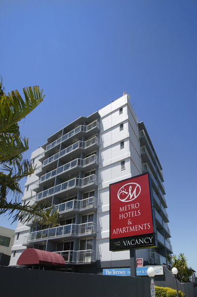 Metro Hotel & Apartments Gladstone - Accommodation Bookings 0
