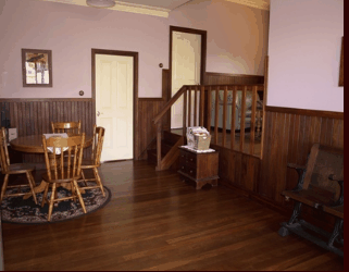 Pemberton Old Picture Theatre Holiday Apartments - Accommodation Bookings 2