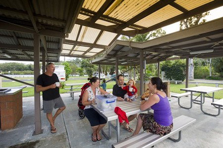 Ferry Reserve Holiday Park - Accommodation Bookings 3
