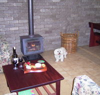 Caves Road Chalets - Accommodation Bookings