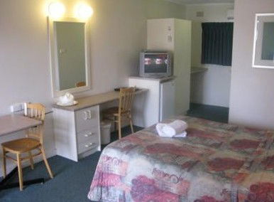 Clyde River Motor Inn - Accommodation Bookings 4