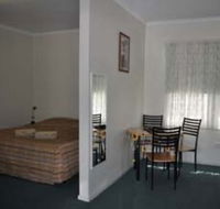Back Obourke Accommodation
