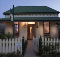 Emaroo Cottages