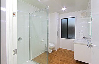 All Seasons Houseboats - Accommodation Bookings 5