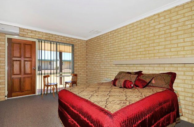  Accommodation Bookings