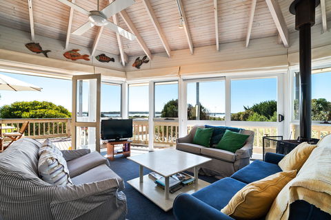 16 Sir George Ritchie Avenue - Accommodation Bookings 2