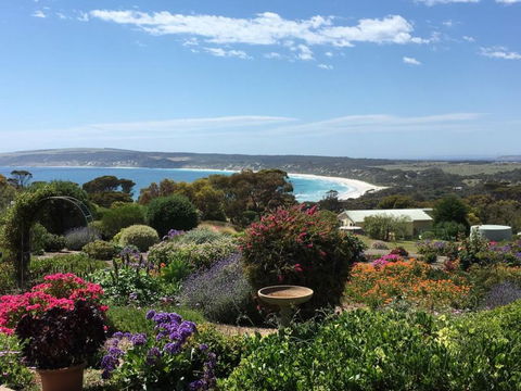 Emu Bay Holiday Homes - Accommodation Bookings 3