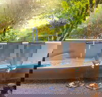 Adelaide Hills Retreats - The Nest - Accommodation Bookings