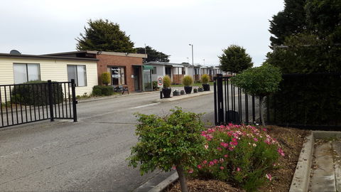 Bay View Holiday Village - Accommodation Bookings 0