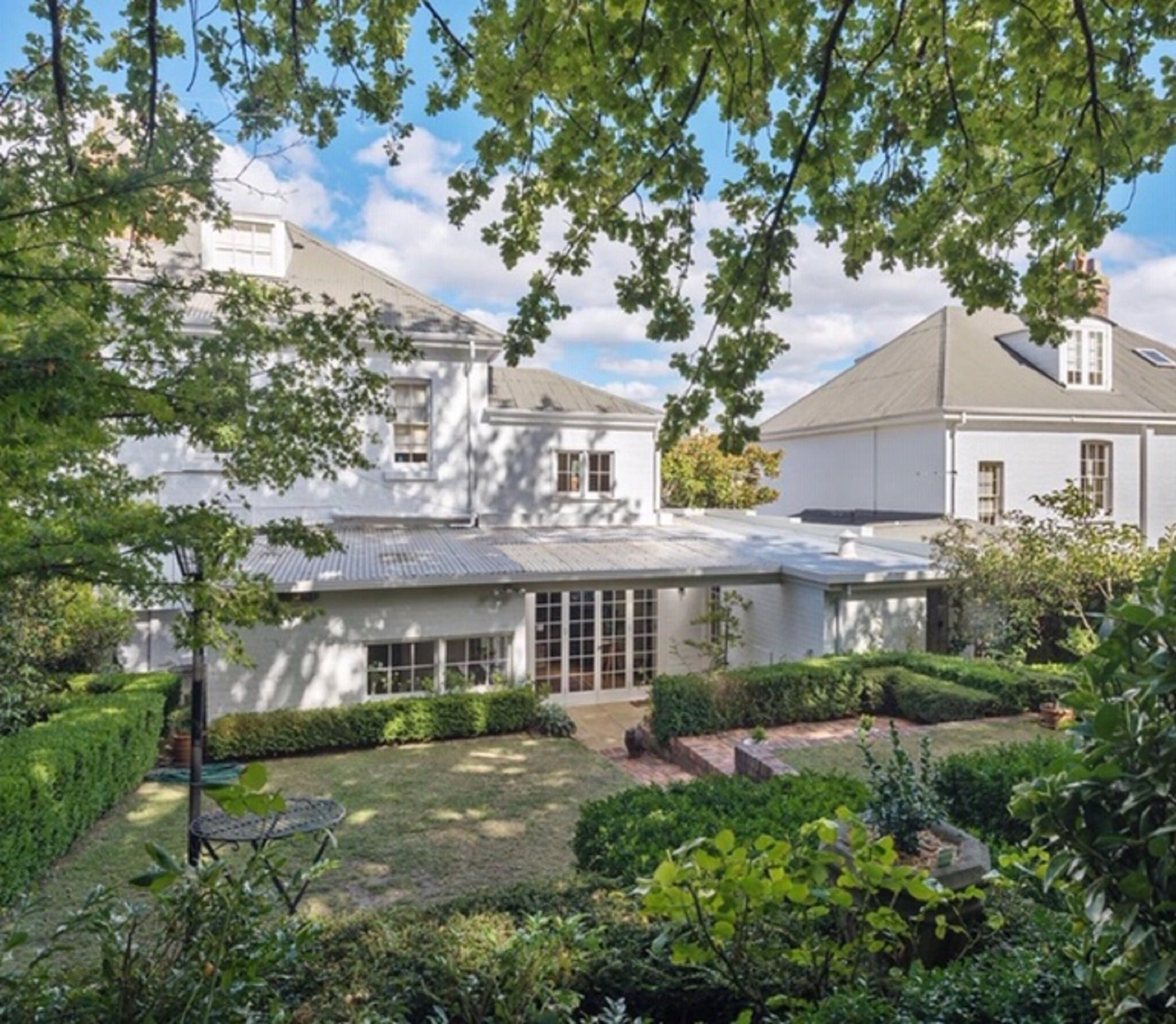 Bennell Georgian Townhouse - thumb 2