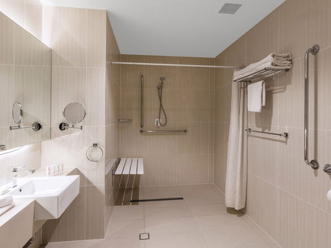 Best Western Plus Hotel Diana - Accommodation Bookings 2