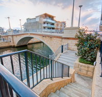 Dolphin Quay 3 Bedroom Apartment - Accommodation Bookings