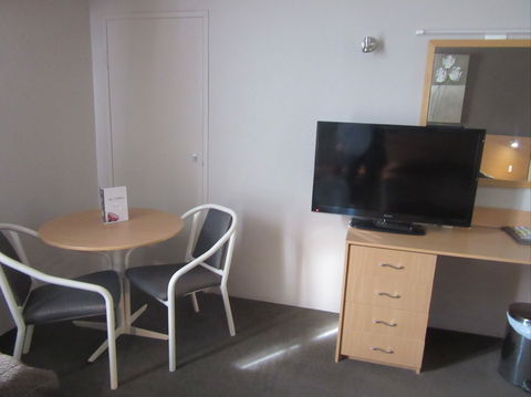 El Toro Motor Inn - Accommodation Bookings 2