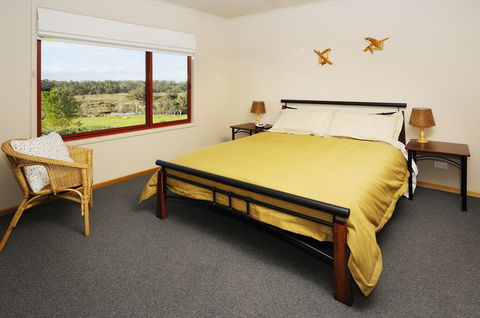 Frog Gully Cottages - Accommodation Bookings 2