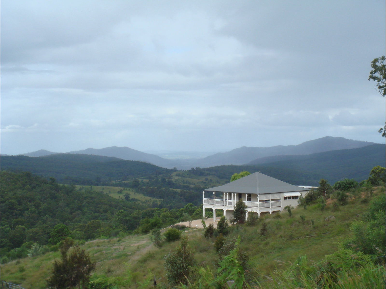 Hilly Ridge - thumb 2