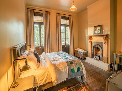 Hosies - Accommodation Bookings 1