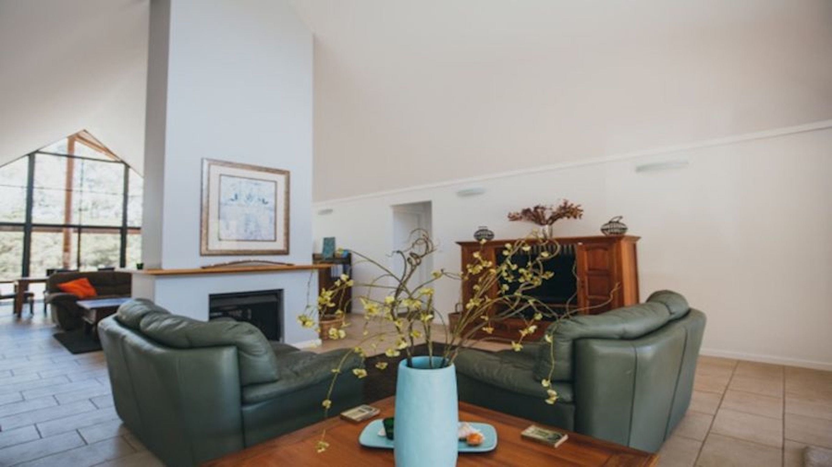 Kangaroo Retreat Holiday House - thumb 1