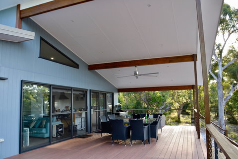 Kokomo At Kingfisher Bay - Accommodation Bookings 1
