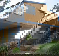 Lakes Beachfront Holiday Park - Accommodation Bookings