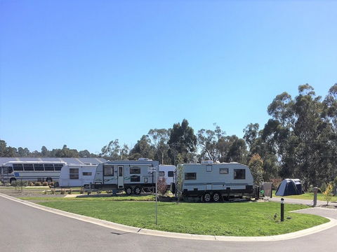 Lilydale Pine Hill Caravan Park - Accommodation Bookings 0