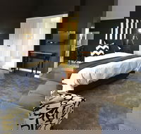 One Paddock Currency Creek Villas and RETREAT - Accommodation Bookings