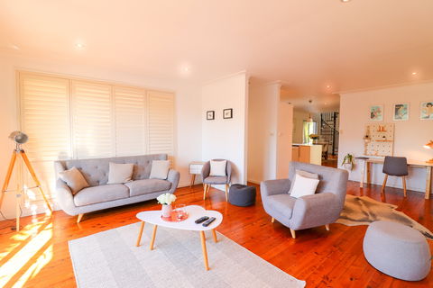 Pacific Beachhouse - Accommodation Bookings 1