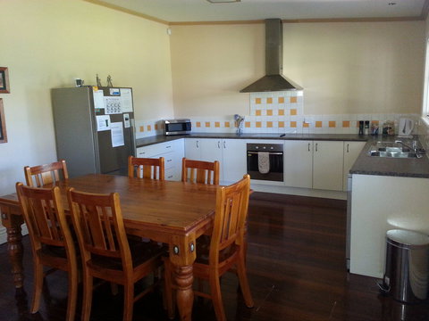 Phoenix Cottage - Accommodation Bookings 0