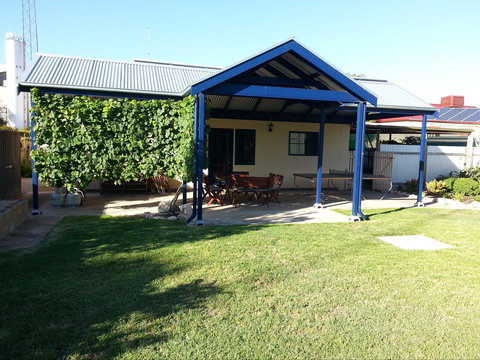 Phoenix Cottage - Accommodation Bookings 2