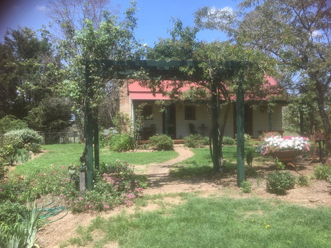 Red Hill Cottage - Accommodation Bookings 1