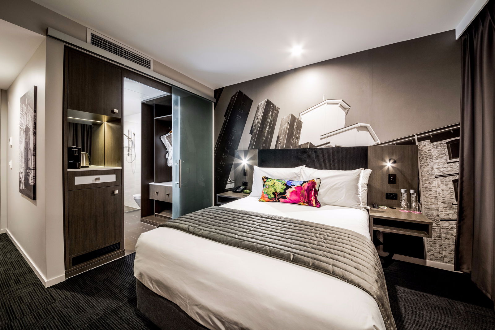  Accommodation Bookings