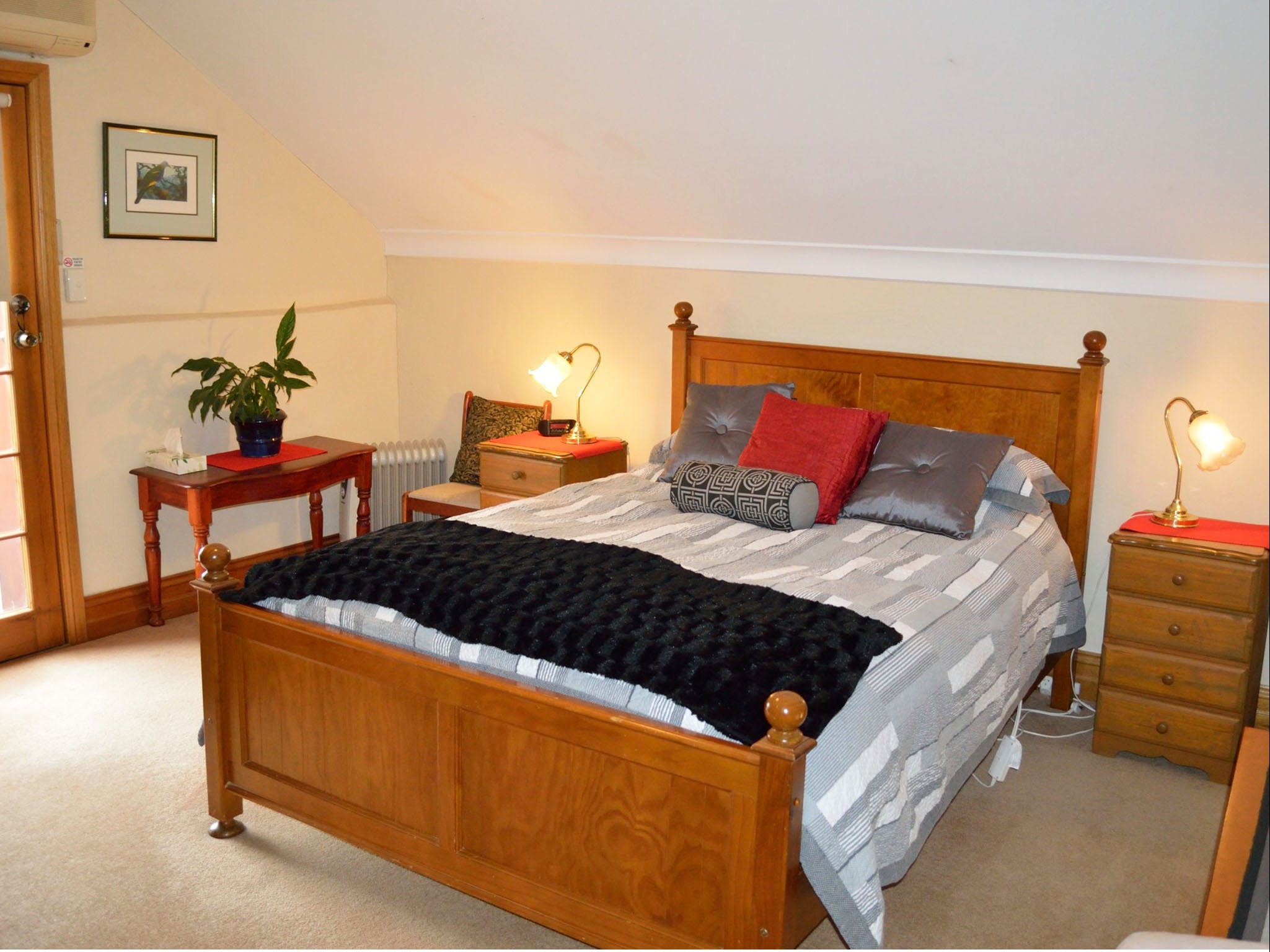 Strathlyn Bed And Breakfast - thumb 1