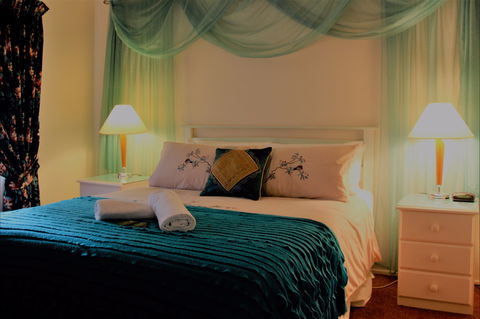 Sundial Holiday Apartments - Accommodation Bookings 2