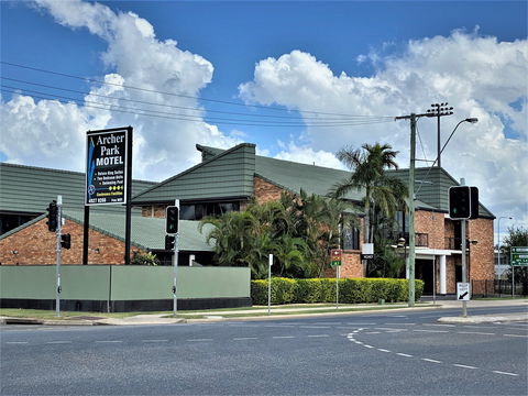 Archer Park Motel - Accommodation Bookings 1
