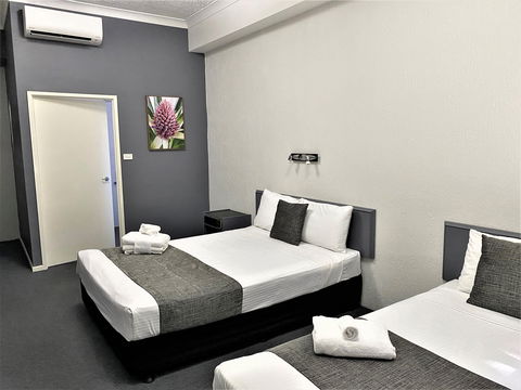 Archer Park Motel - Accommodation Bookings 2