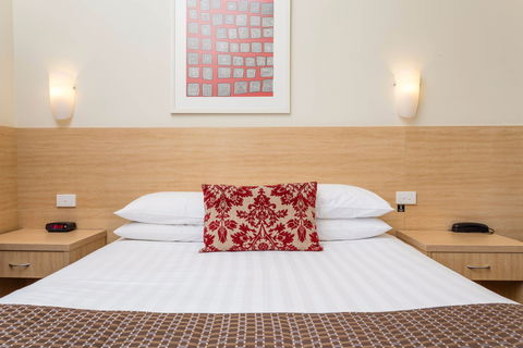 Club Motel And Apartments - Accommodation Bookings 0