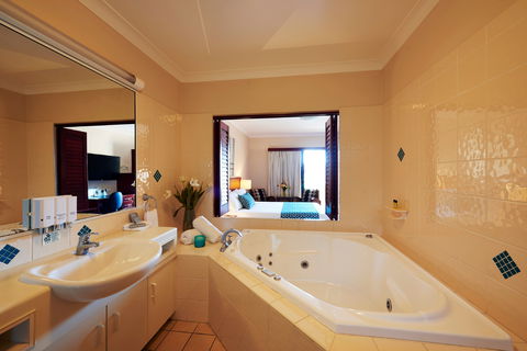 Coffee House Apartment Motel - Accommodation Bookings 1