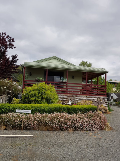 Cottage On Main - Accommodation Bookings 0