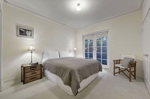 Cottage Retreat/Shady Cottage - Accommodation Bookings 2