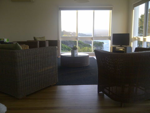 Eden Oceanview - Accommodation Bookings 2