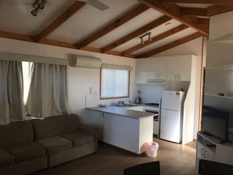 Harden Caravan Park - Accommodation Bookings 1