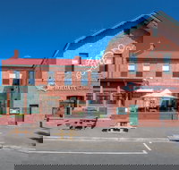 Holgate Hotel - Accommodation Bookings